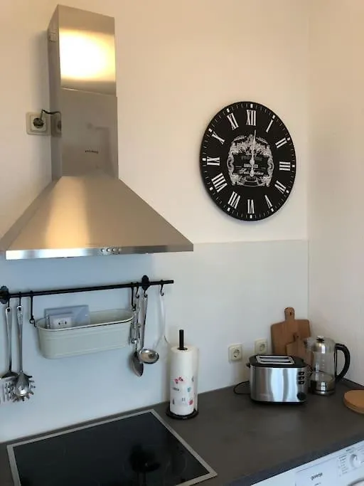 Gruenderzeitwohnung In Beliebter Suedvorstadt Leipzig 0*,
